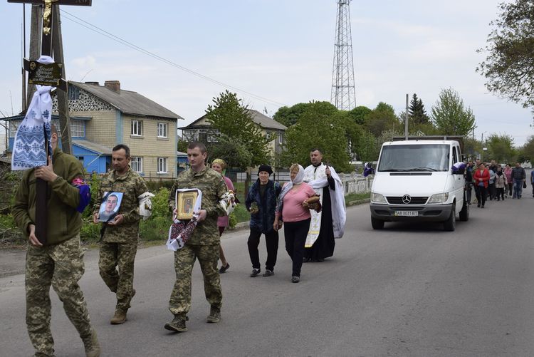 Попрощалися з Героєм