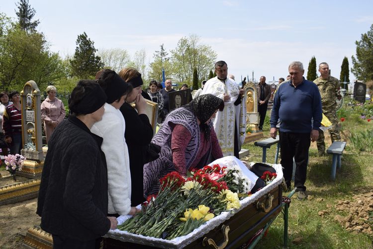 Попрощалися з Героєм