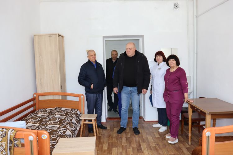 лікарня