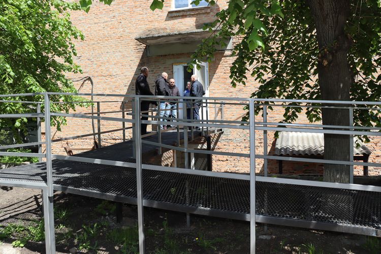 лікарня