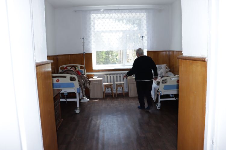 лікарня