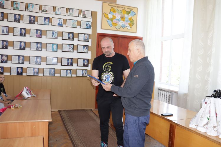 Юні погребищани