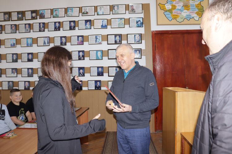 Юні погребищани