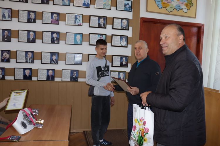 Юні погребищани