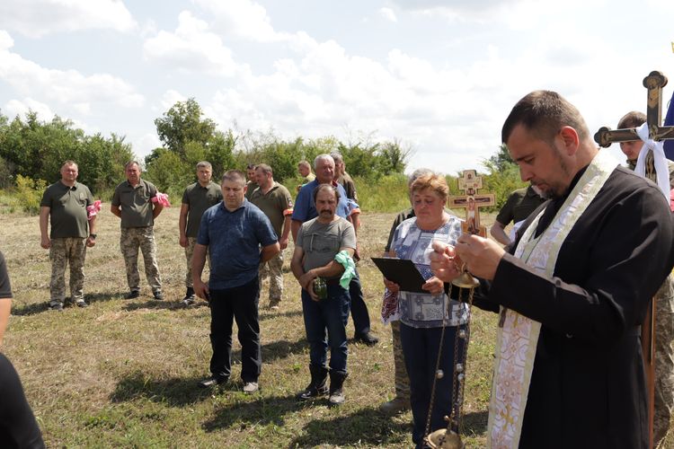 попрощалися з воїном