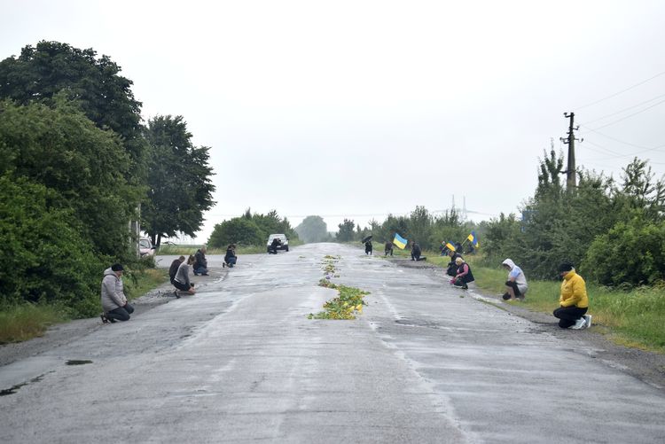 Зустрічали воїна Героя