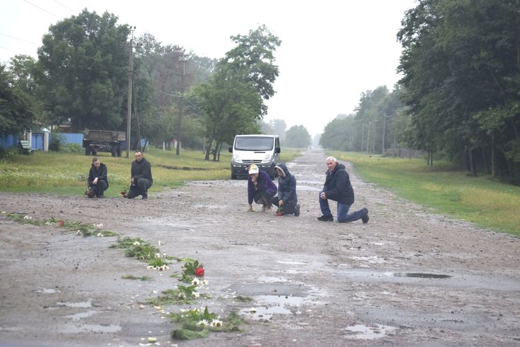 Зустрічали воїна Героя