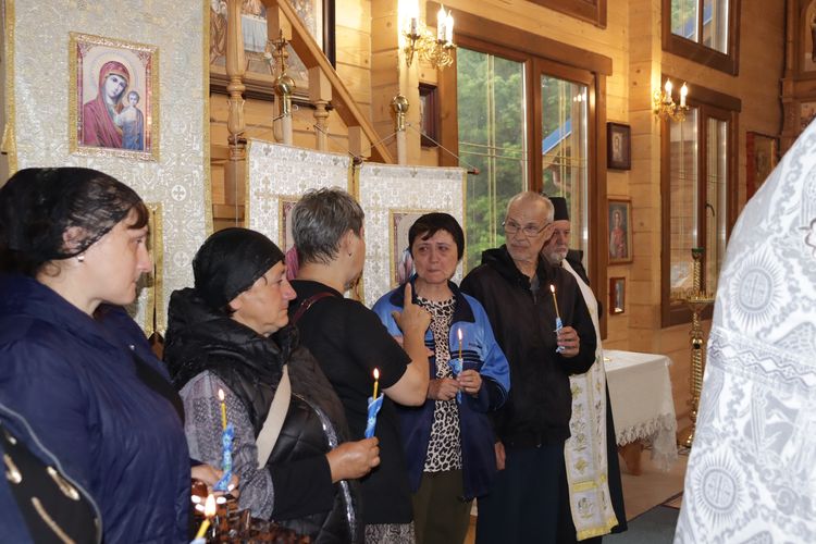 попрощалися з воїном