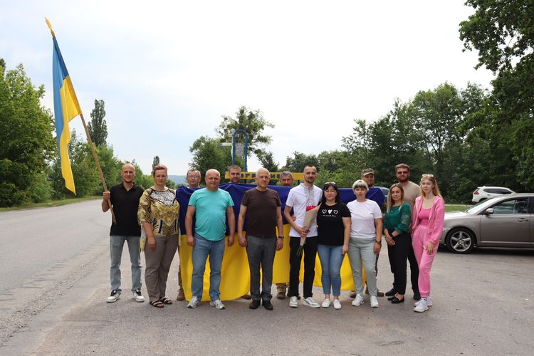 повернувся з полону