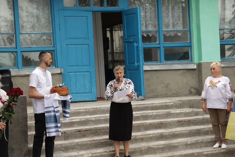 повернувся з полону