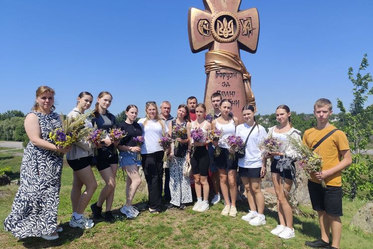 Пліч-о-пліч з із Барвінківською громадою