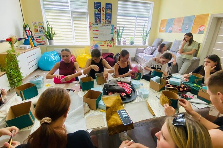 Пліч-о-пліч з із Барвінківською громадою