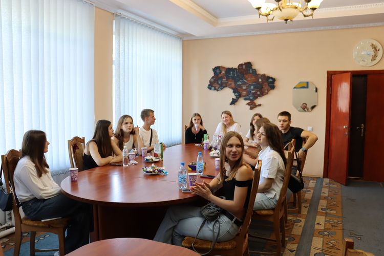 Пліч-о-пліч з із Барвінківською громадою