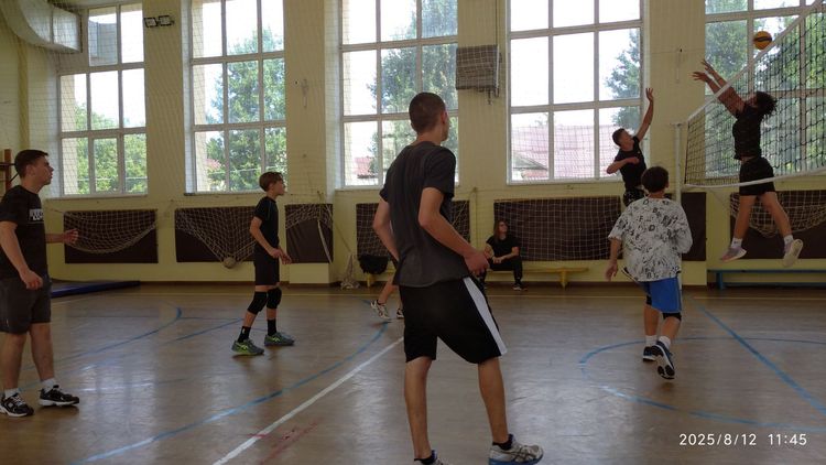 змагання з волейболу