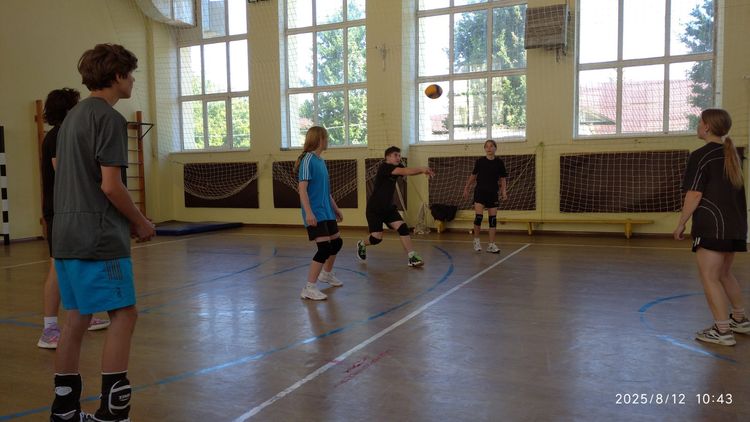 змагання з волейболу