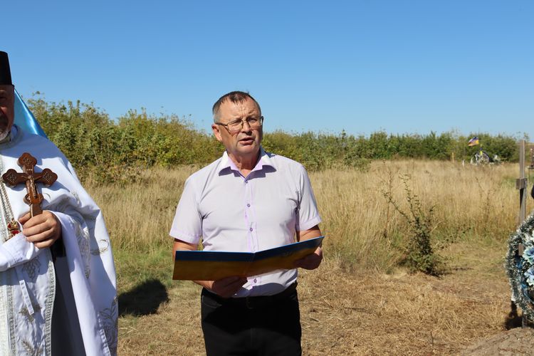 попрощалися з воїном