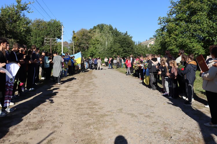 зустріли Героя з полону