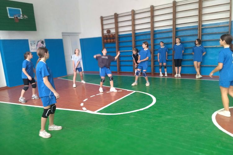 Розпочалися чемпіонати