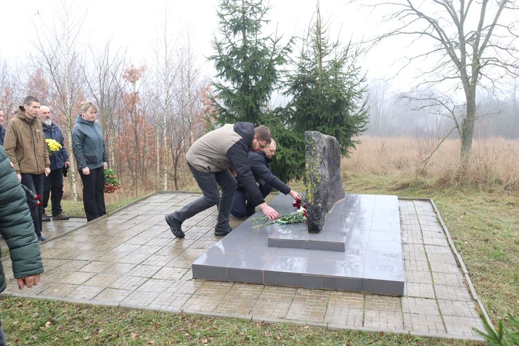 Вшанували пам'ять жертв голодоморів