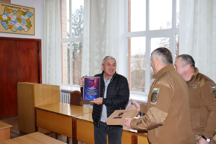 Вітали військовослужбовців та волонтерів