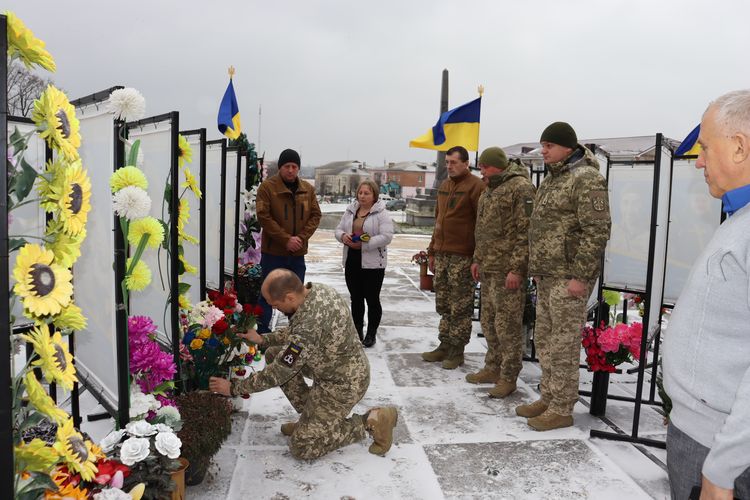 нагороджено Орденом «За мужність»