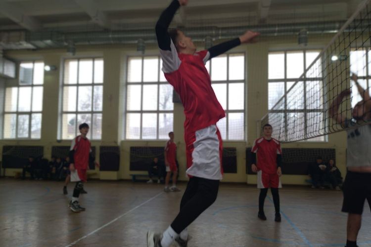 Пліч-о-пліч