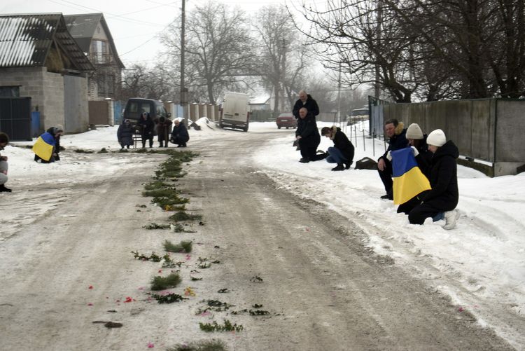 зустрічали загиблого Героя