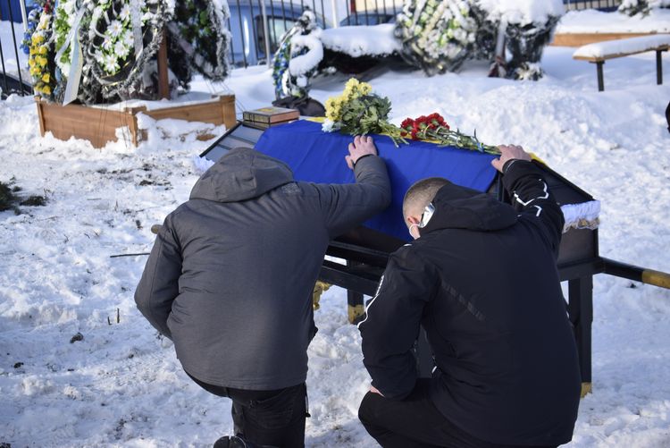 зустріли та провели в останню дорогу