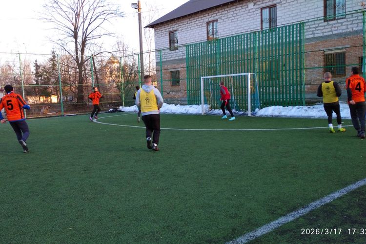 Продовжився турнір