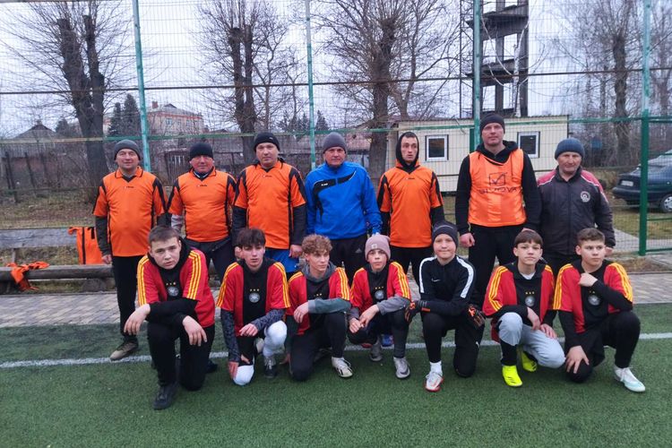 Продовжився турнір