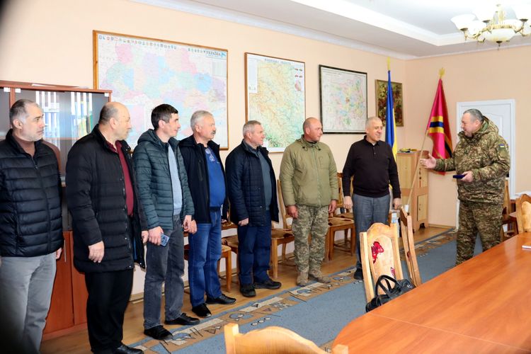 14-та бригада нагородила Погребищенську громаду