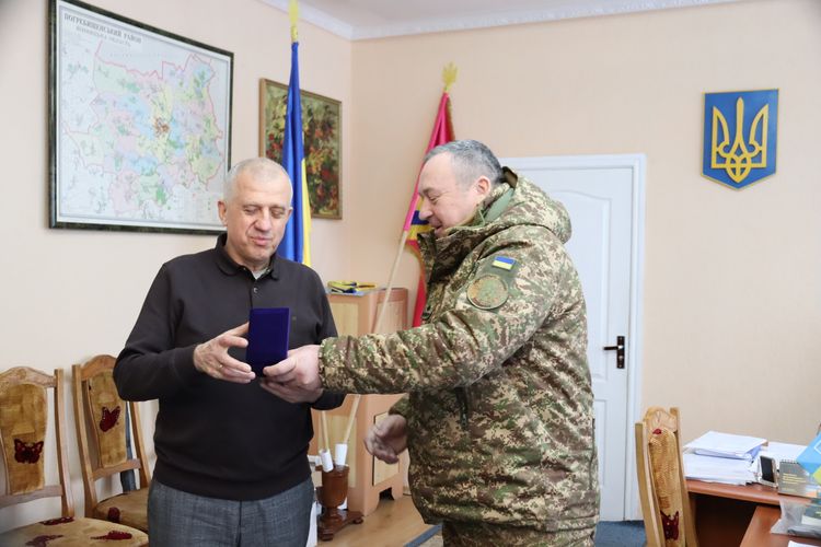 14-та бригада нагородила Погребищенську громаду