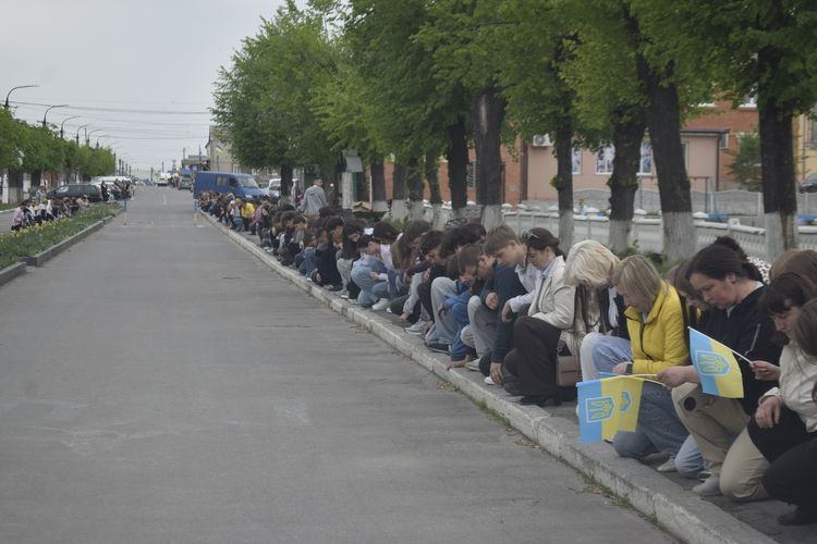 на щиті