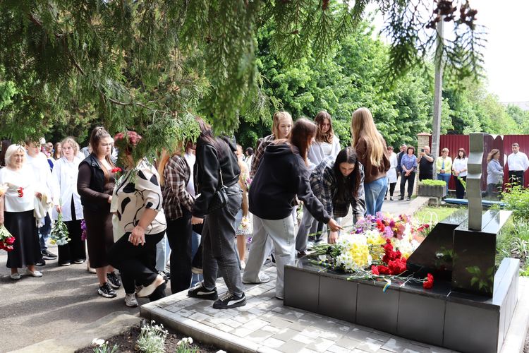 меморіал пам’яті загиблим медикам