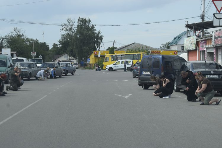 Громада схилила голови