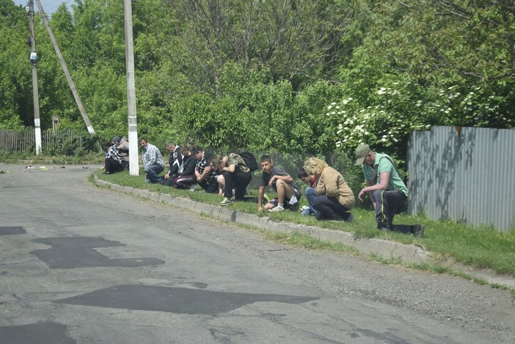 Громада схилила голови