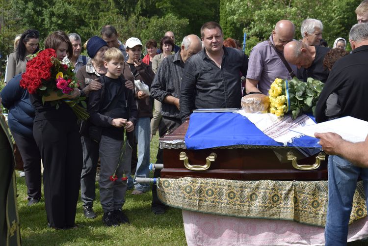 Зустріли і провели в останню дорогу