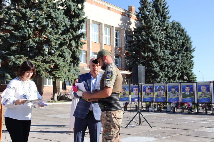 Незалежність України