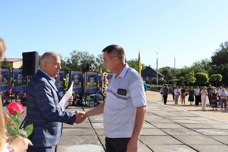 Незалежність України