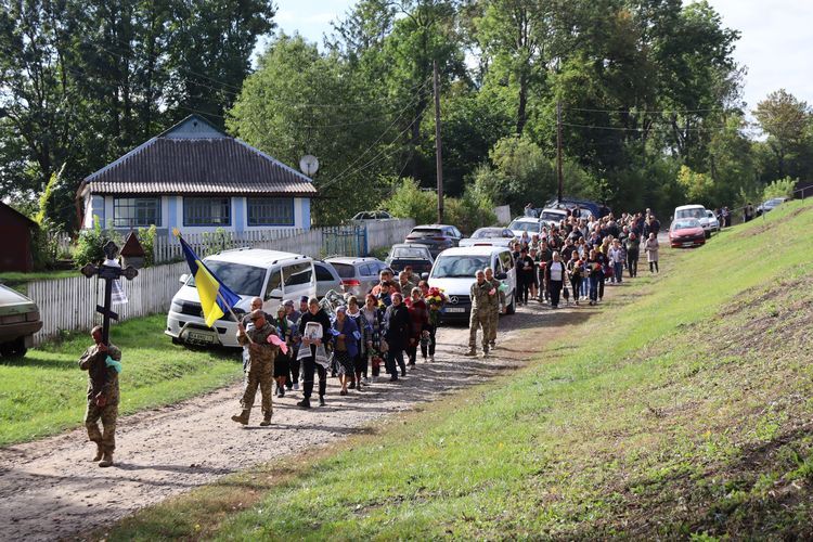 Погребищенська громада попрощалася
