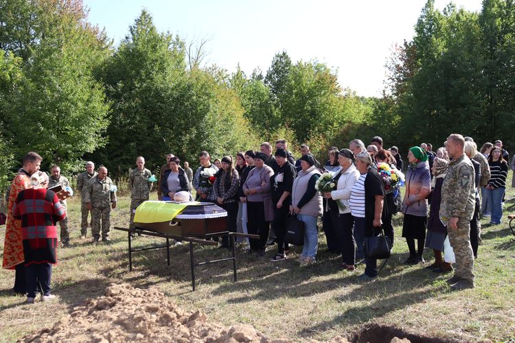 Погребищенська громада попрощалася