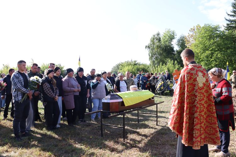 Погребищенська громада попрощалася