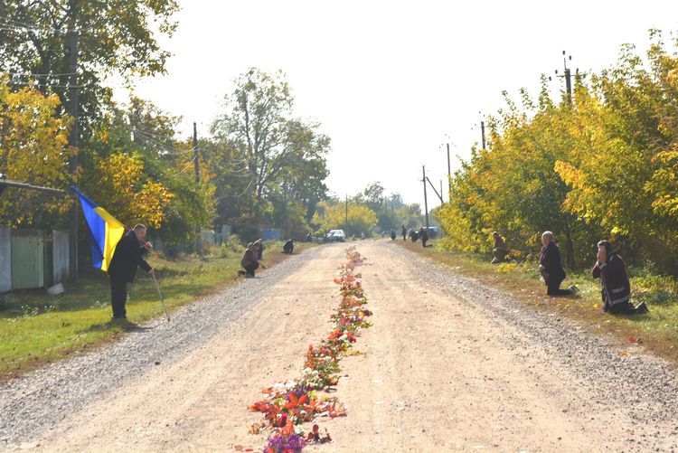 Родино, не плач, не болить вже нічого